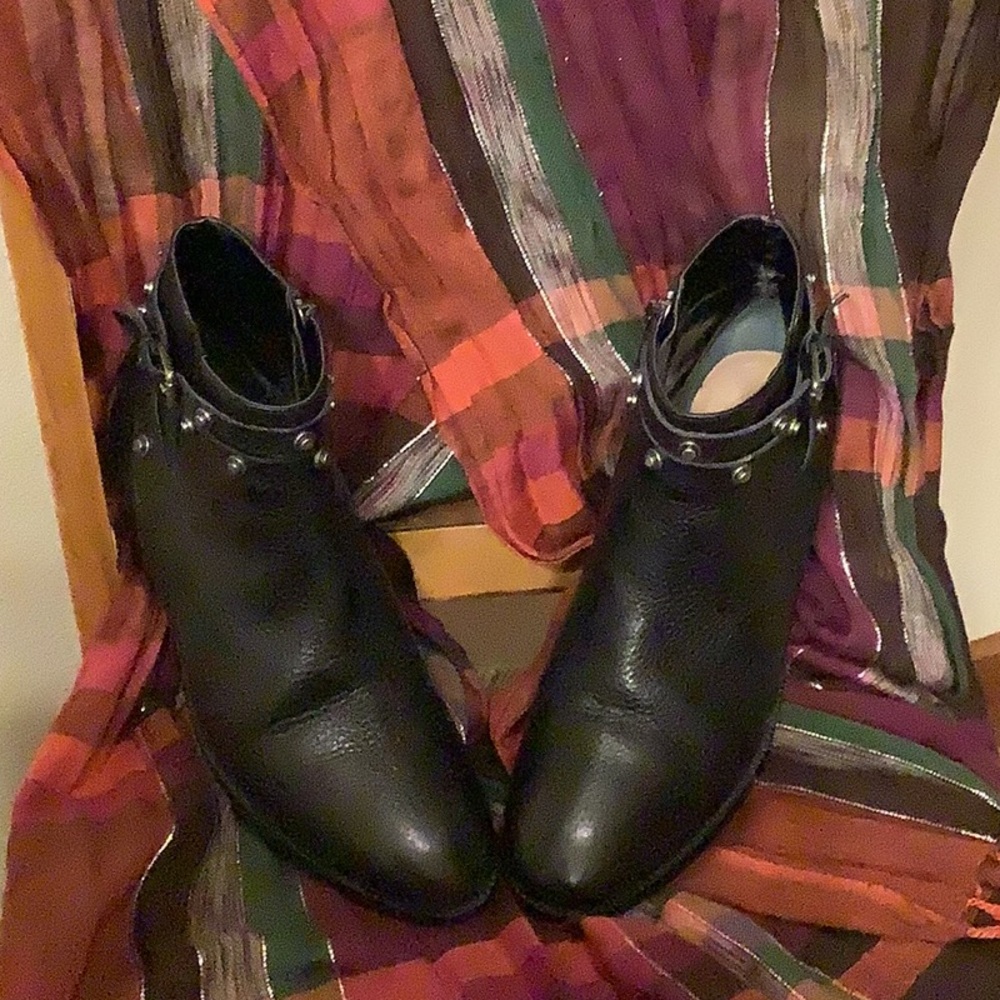 Ankle boots